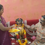 बुरहानपुर: इंसानियत की खूबसूरत मिसाल! जब चश्मा पहनकर ‘शेरू’ ने काटा अपना बर्थडे केक