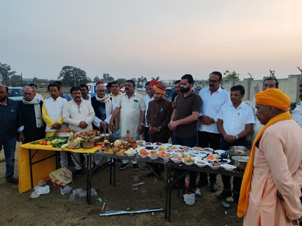 विवाह से पहले गऊ माता का 'छप्पन भोग',